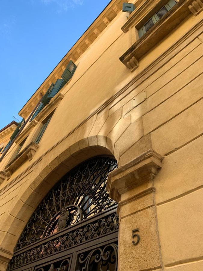 Ettroms-Leilighet på 76 kvm, med 1 bad i Citta Antica Verona Eksteriør bilde